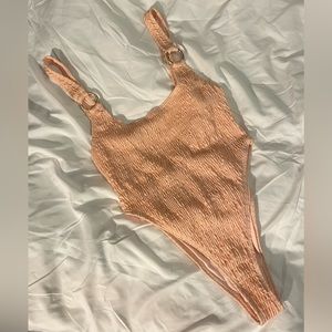 Scoop neck one piece swimsuit